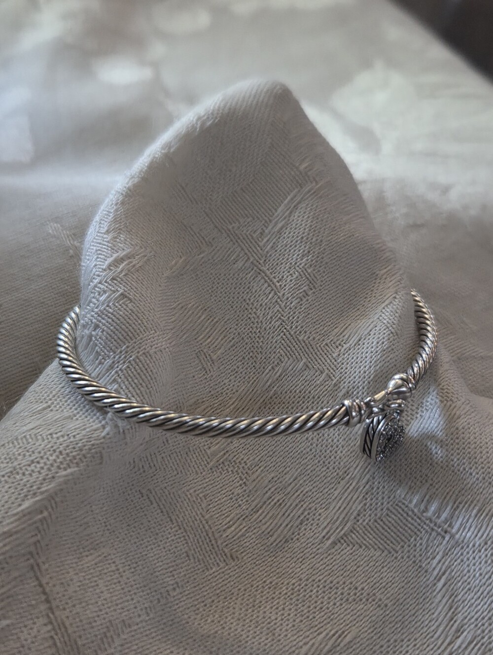 David Yurman Cable Collectibles Heart Lock Bracelet with Diamonds - Picture 4 of 16